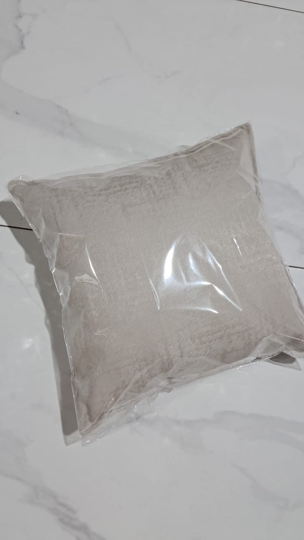 Decorative pillow - light beige