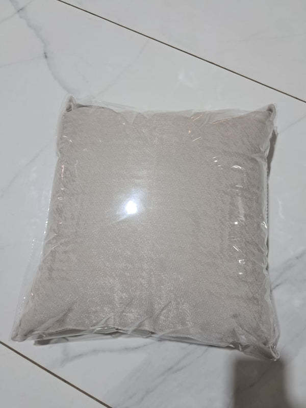 Decorative pillow - light beige