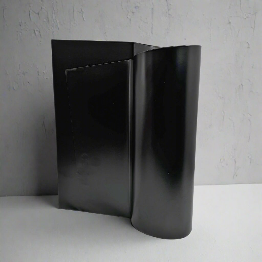 Metal vase - Black