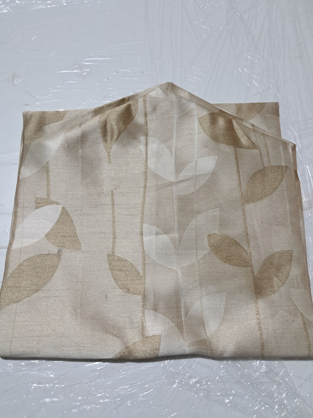 Table Runner – view 2