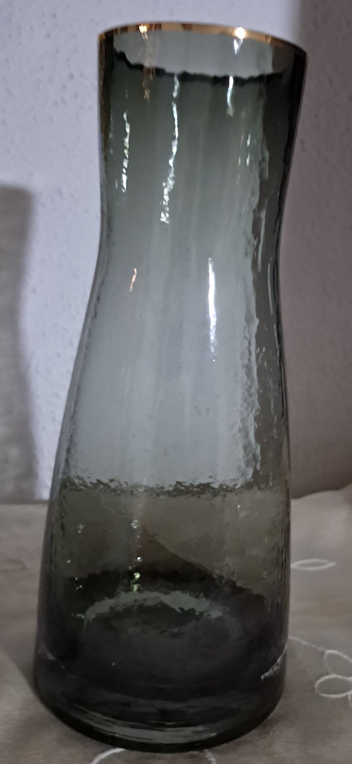 Vase – view 2