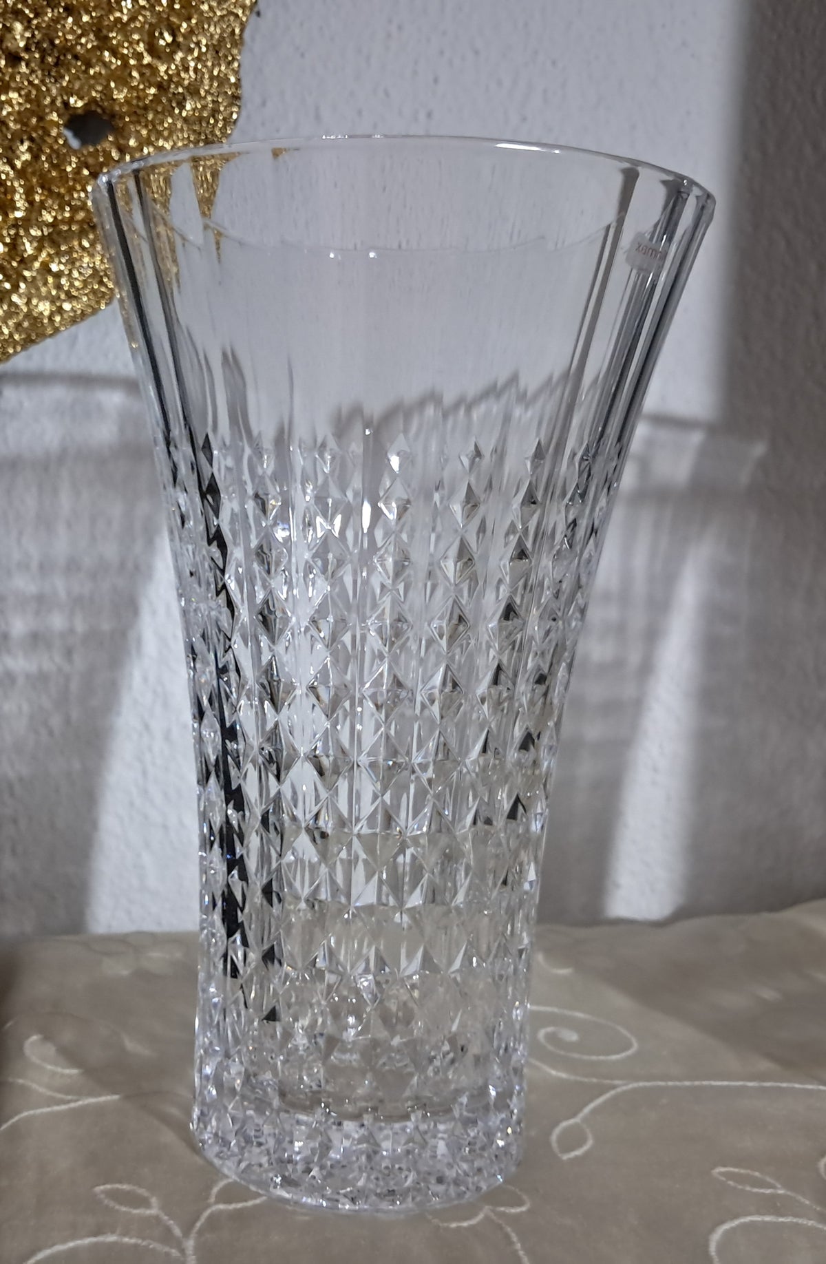 Vase – view 2