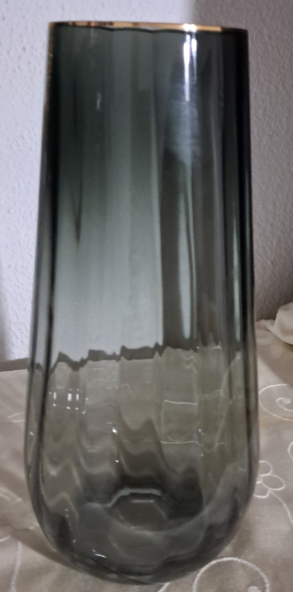 Vase – view 2