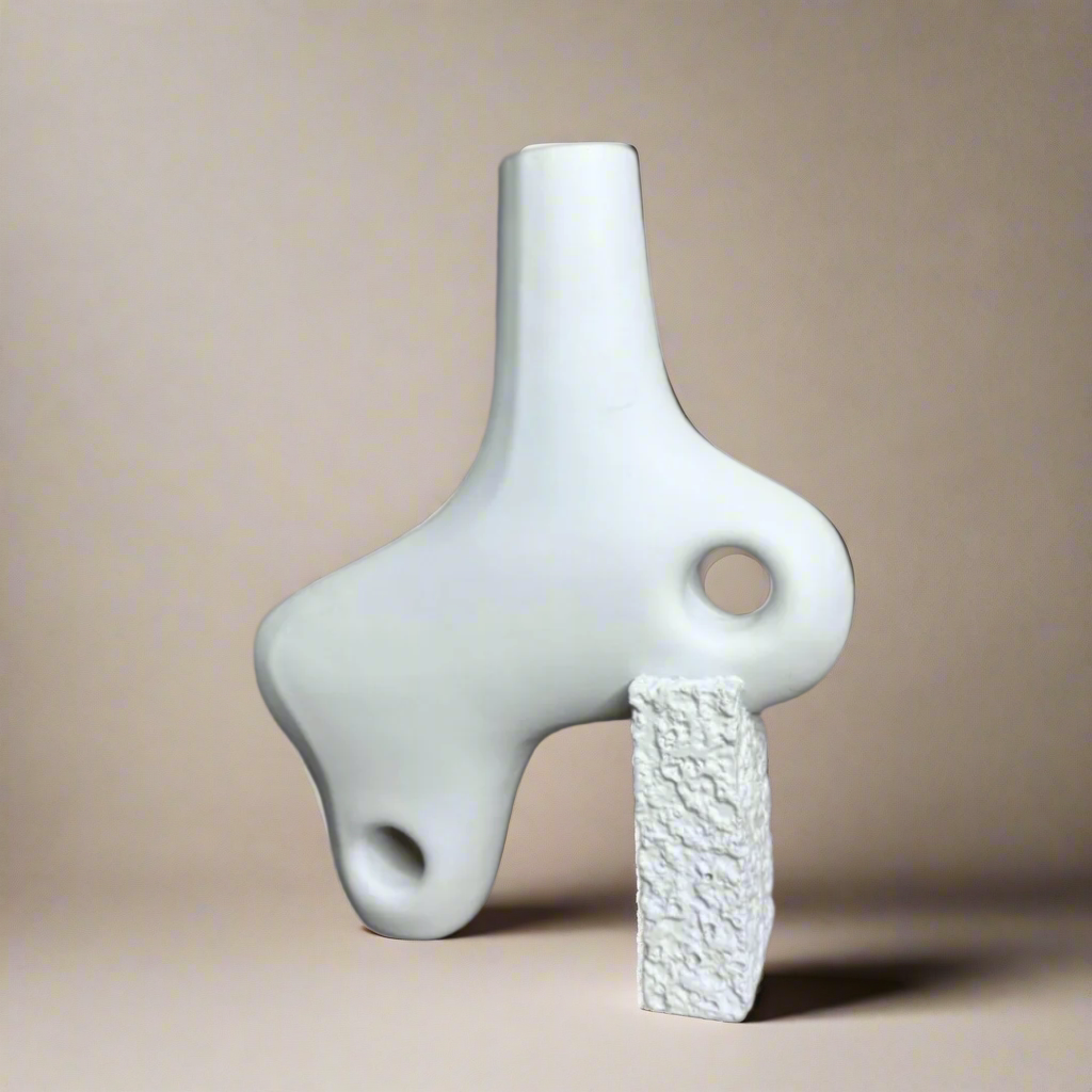 Sleek Vase – view 4