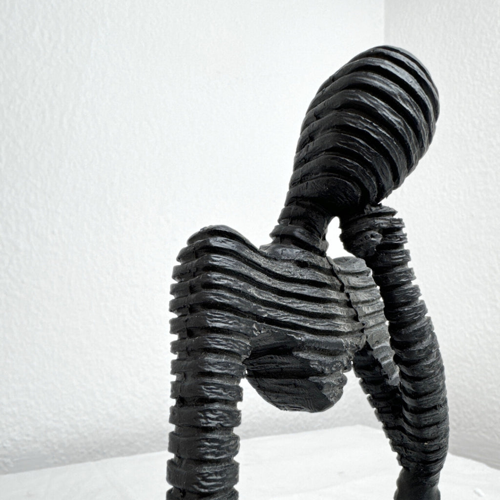Sitting ornament – view 2