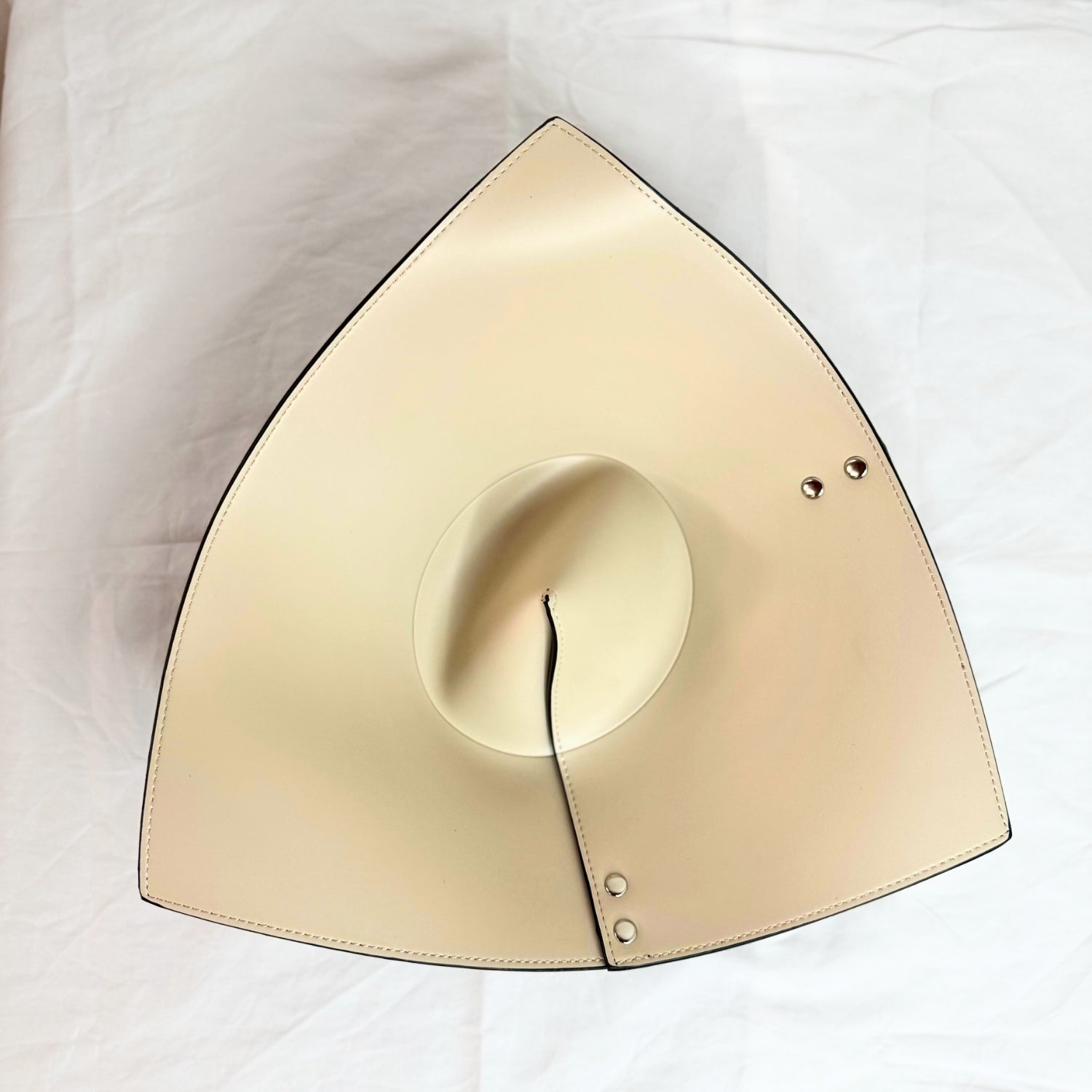 Leather fruit bowl – view 4