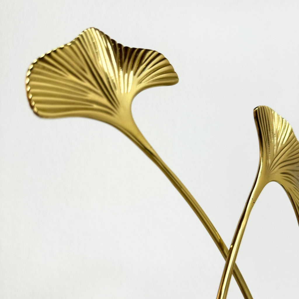 Metal flower with marble base – view 4
