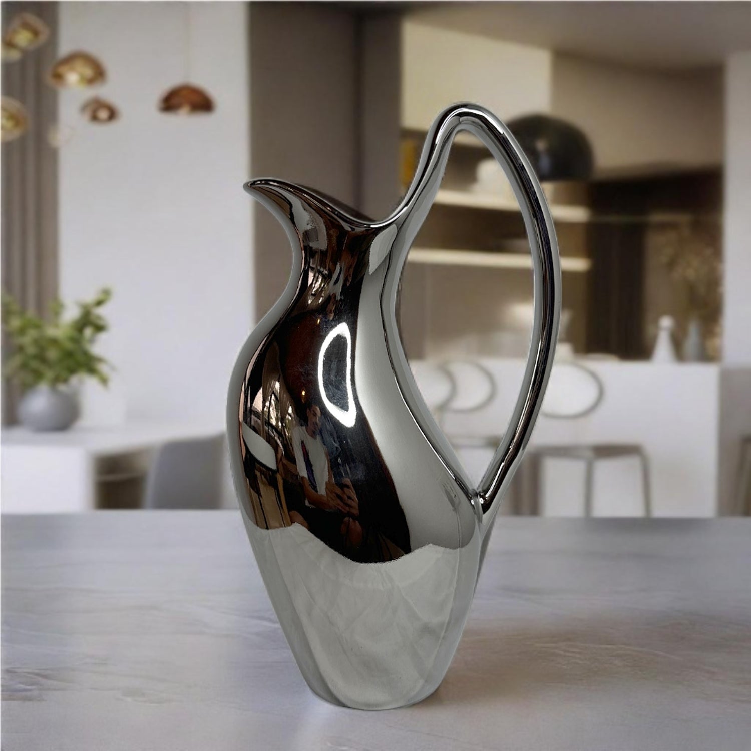 Silver sleek vase – view 2