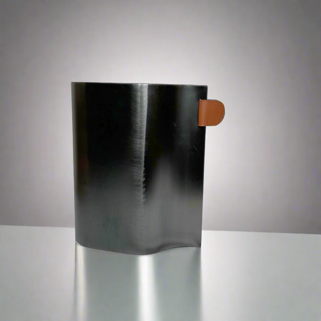 Steel vase with leather tag – view 2