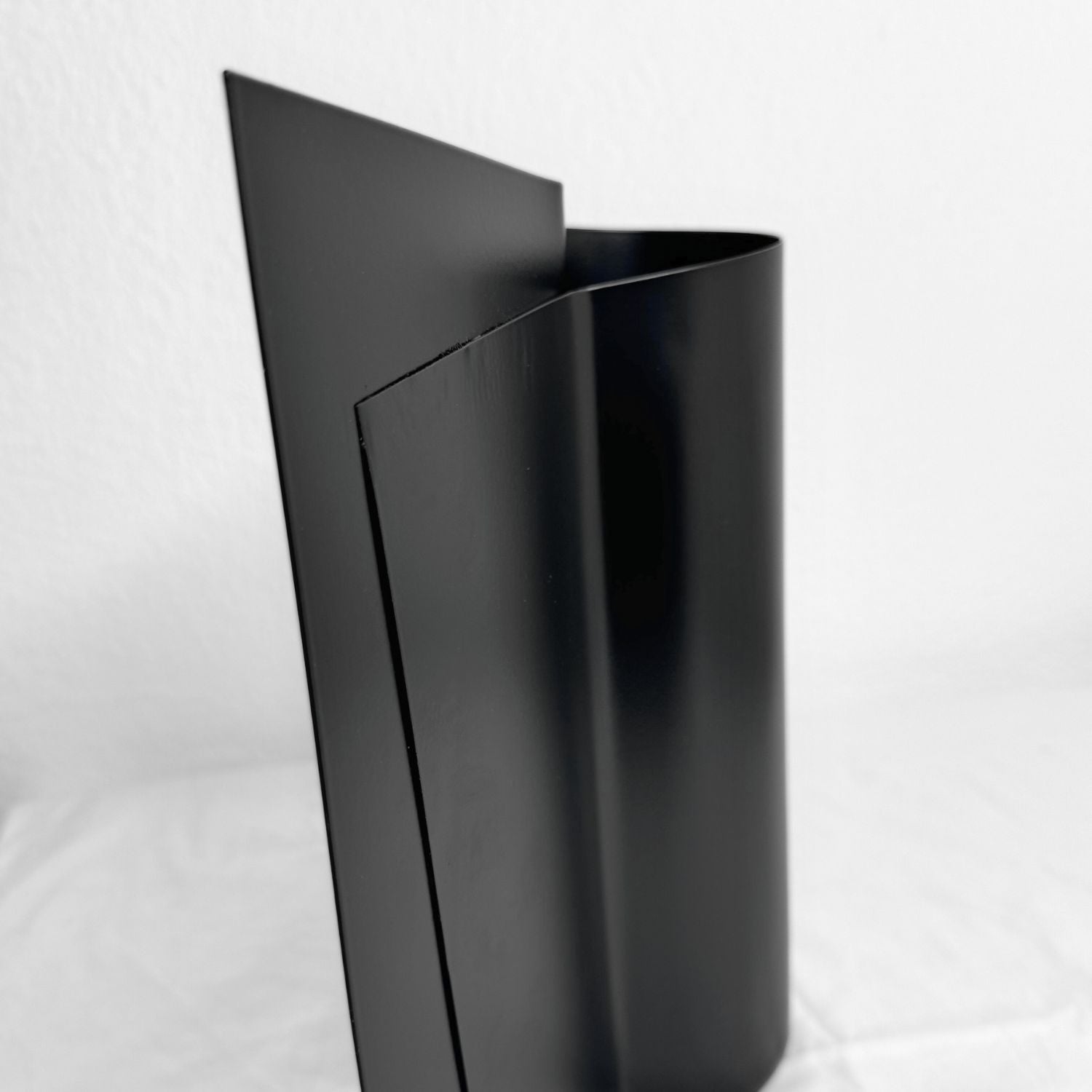 Metal vase - Black – view 2