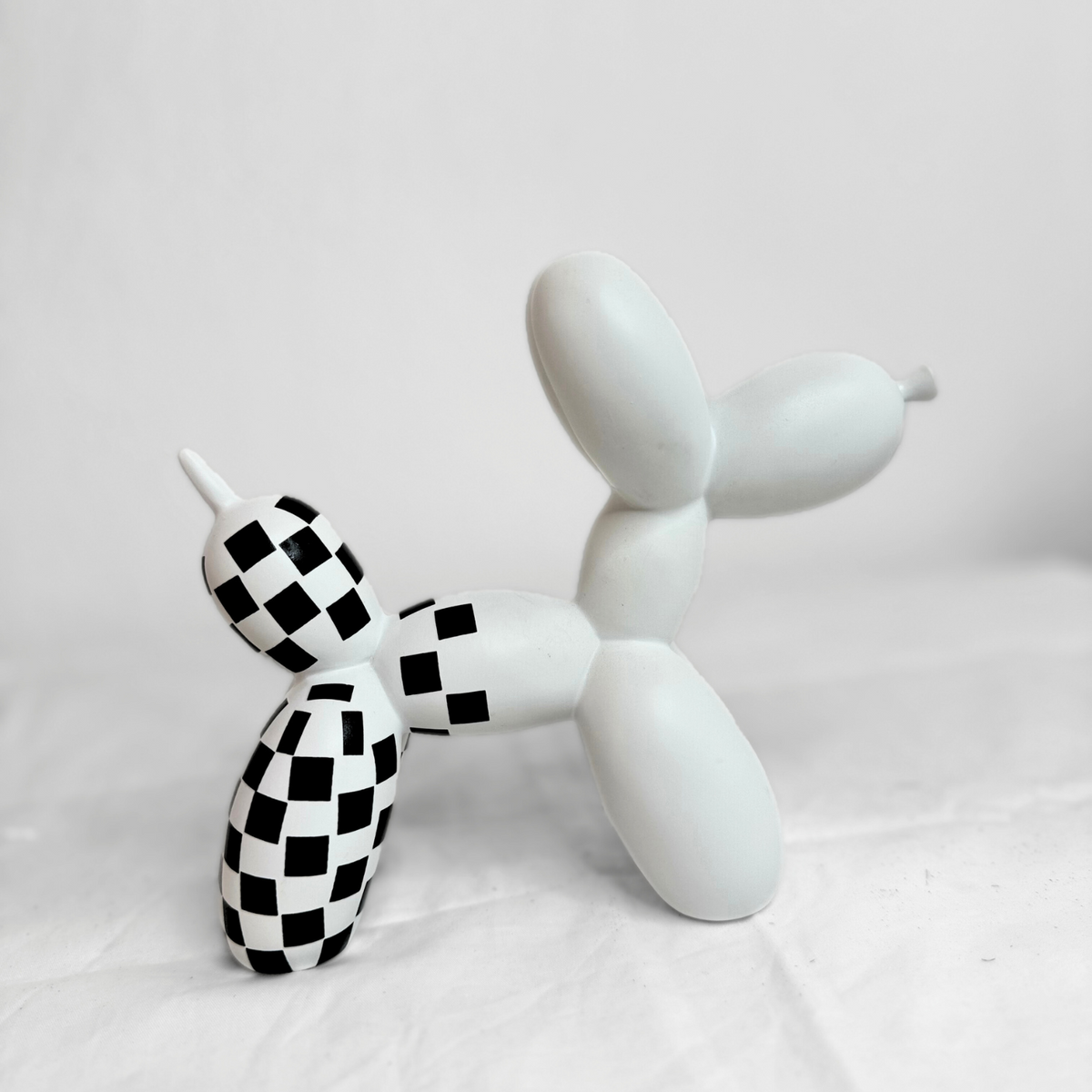 Dog balloon decor – view 5