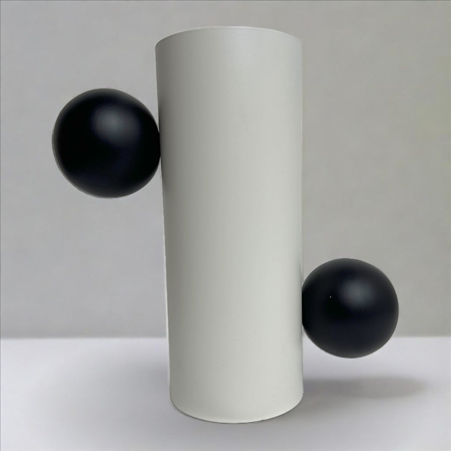 Cylinder metal vase – view 2