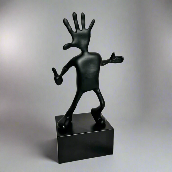 Desktop sculpture - thumbs up