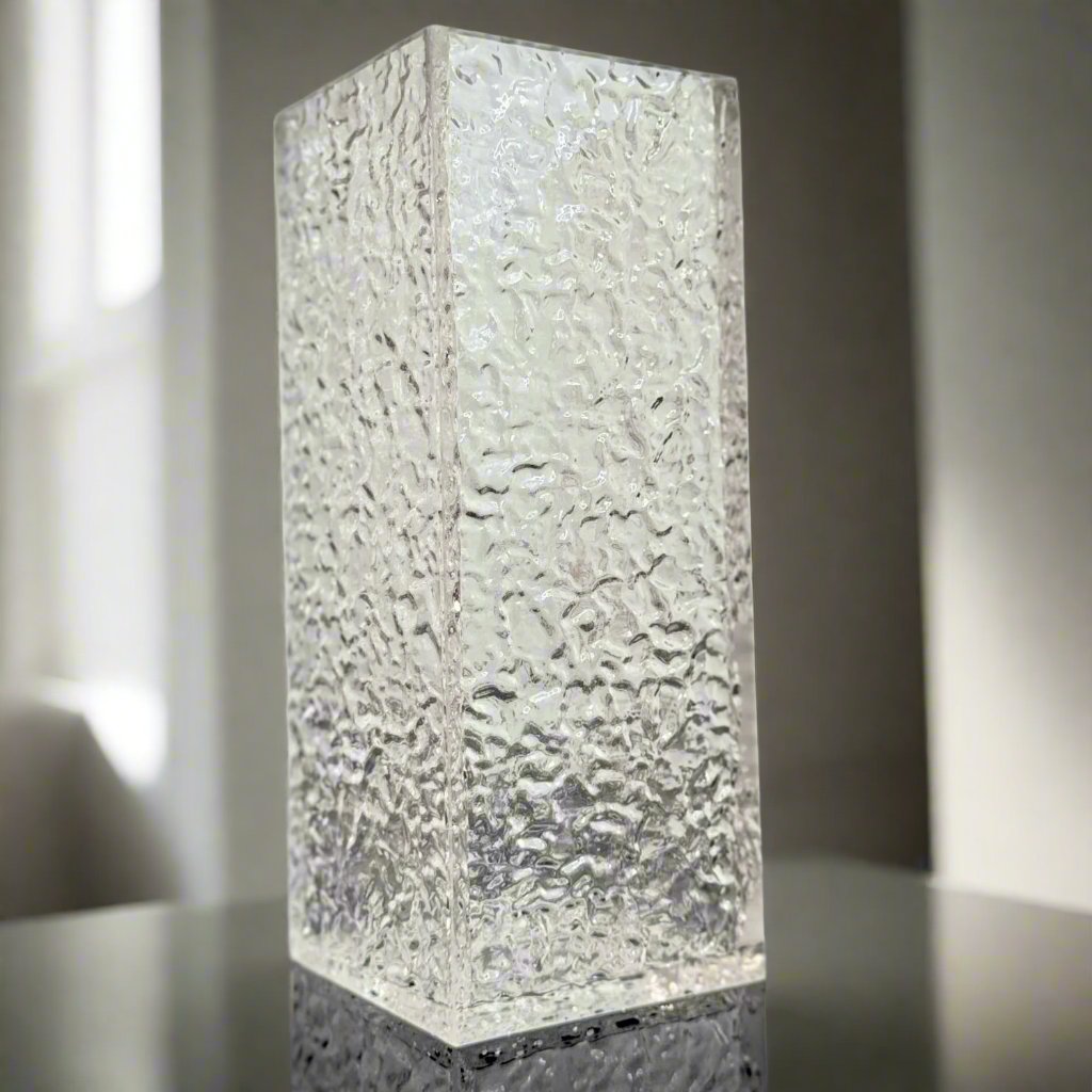 Opaque vase