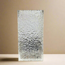 Opaque vase
