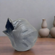 Alternate vase - grey