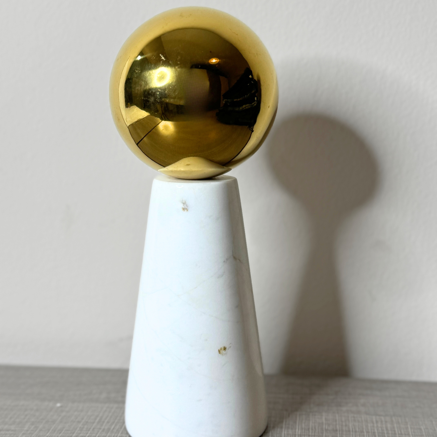 White marble ornament with gold ball – view 2