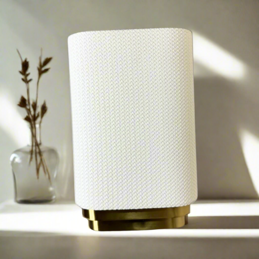 Gold & leather vase – view 2
