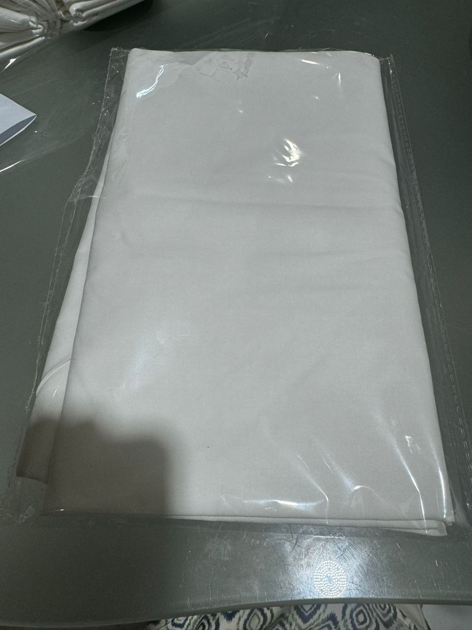 Plain cotton pillow case pair