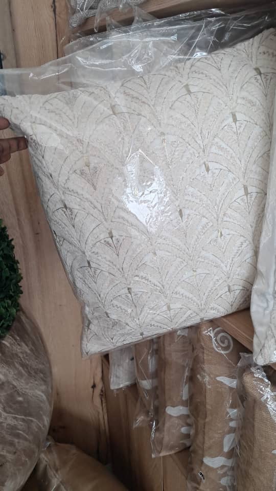 Decorative pillow - white with design