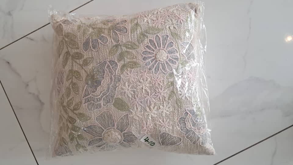 Decorative pillow - Flowers