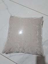 Decorative pillow - light beige