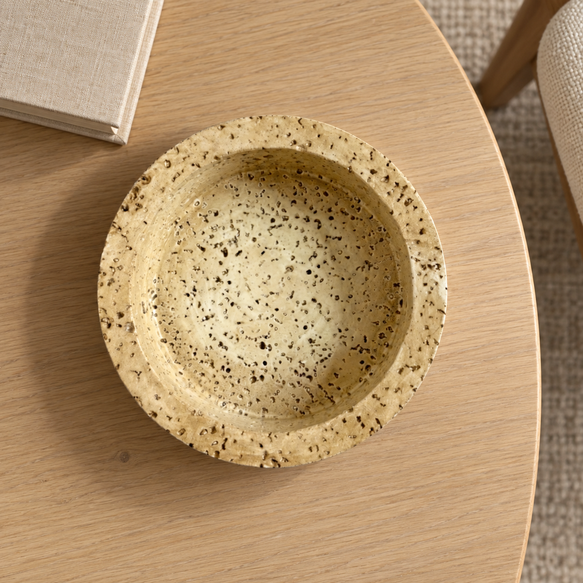 Large Beige tray-bowl — lifestyle
