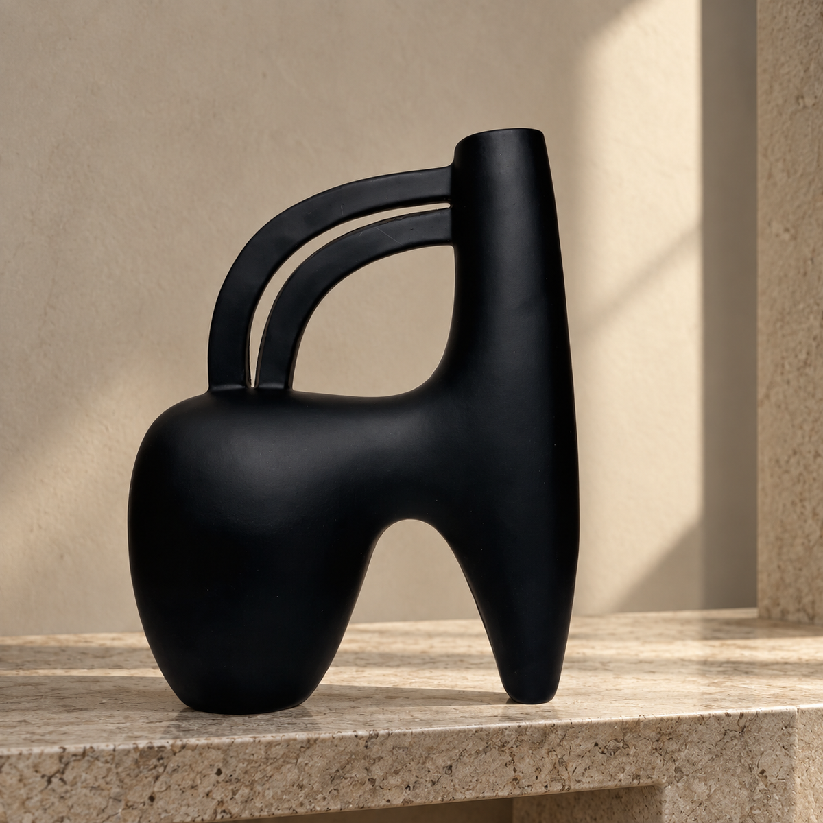 Vase with 2 legs — lifestyle