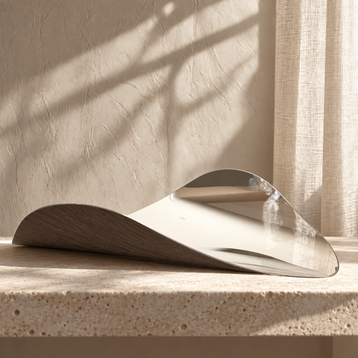 Silver curved center plate — lifestyle