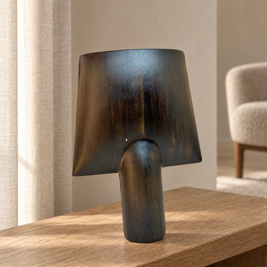Shovel shape vase — lifestyle