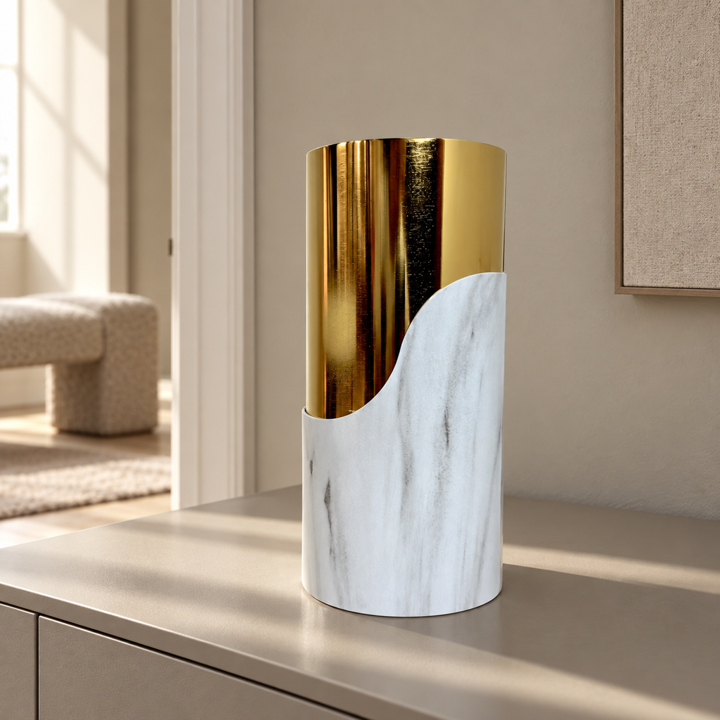 White and gold vase — lifestyle