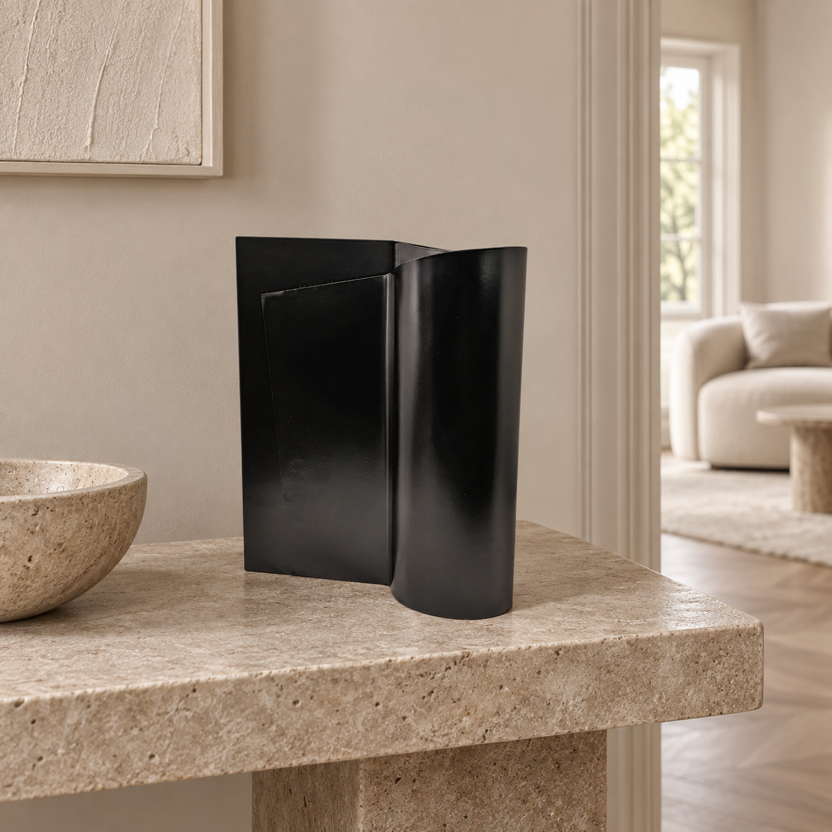 Metal vase - Black — lifestyle