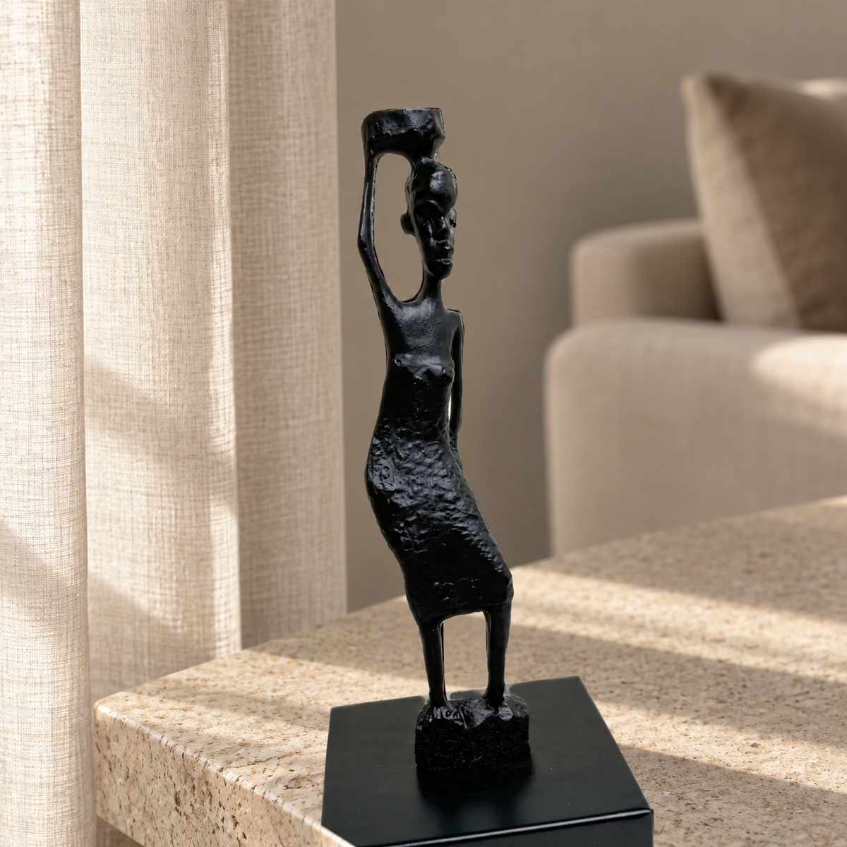 Woman sculpture — lifestyle