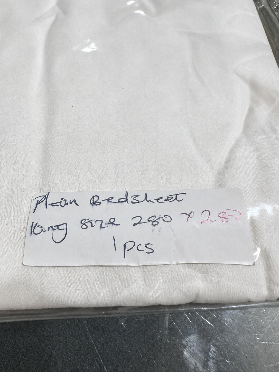 Plain bedsheet - king size — source enhancement