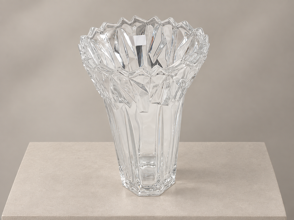 Glass vase - cone shape — hero