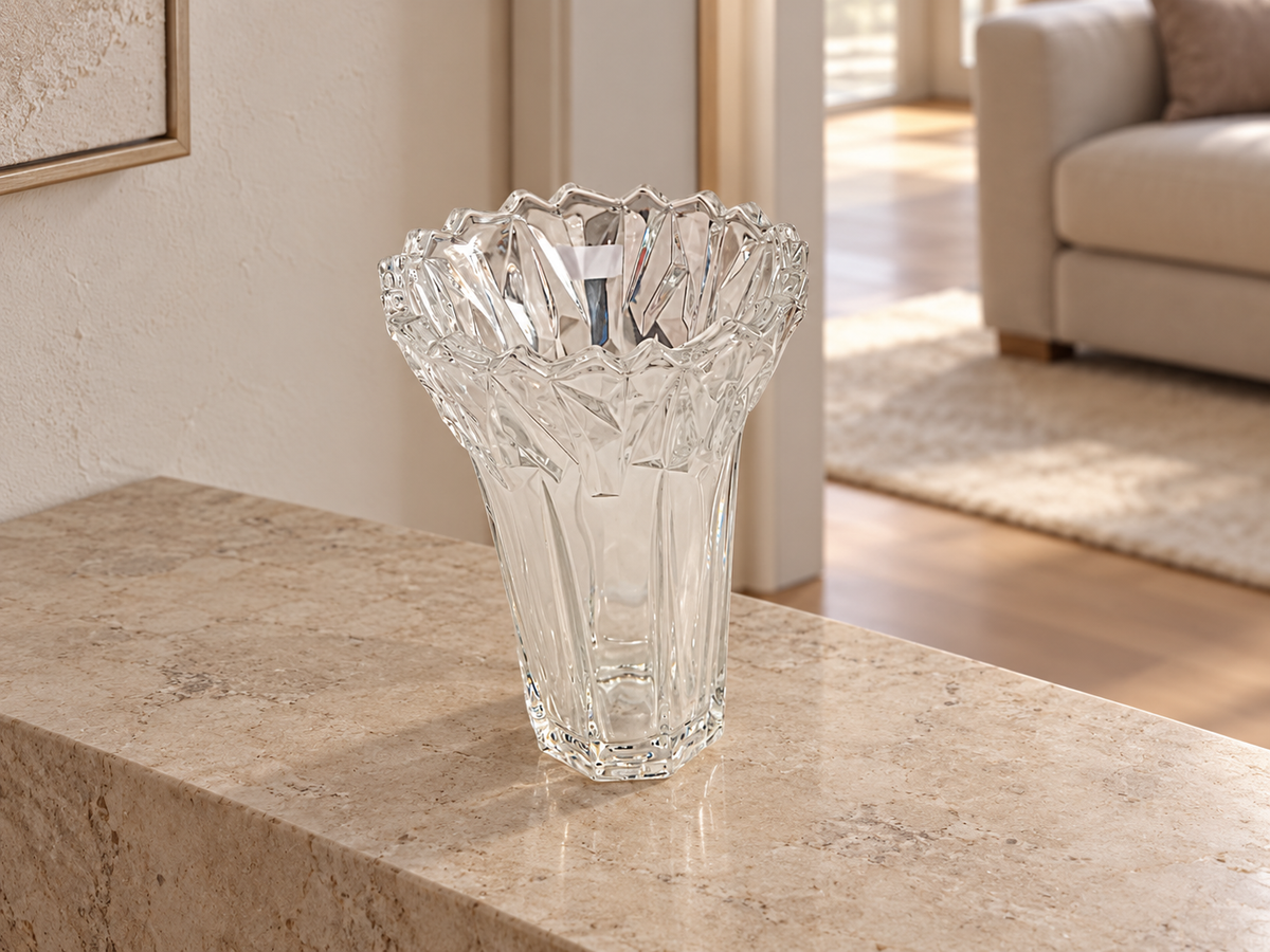Glass vase - cone shape — lifestyle