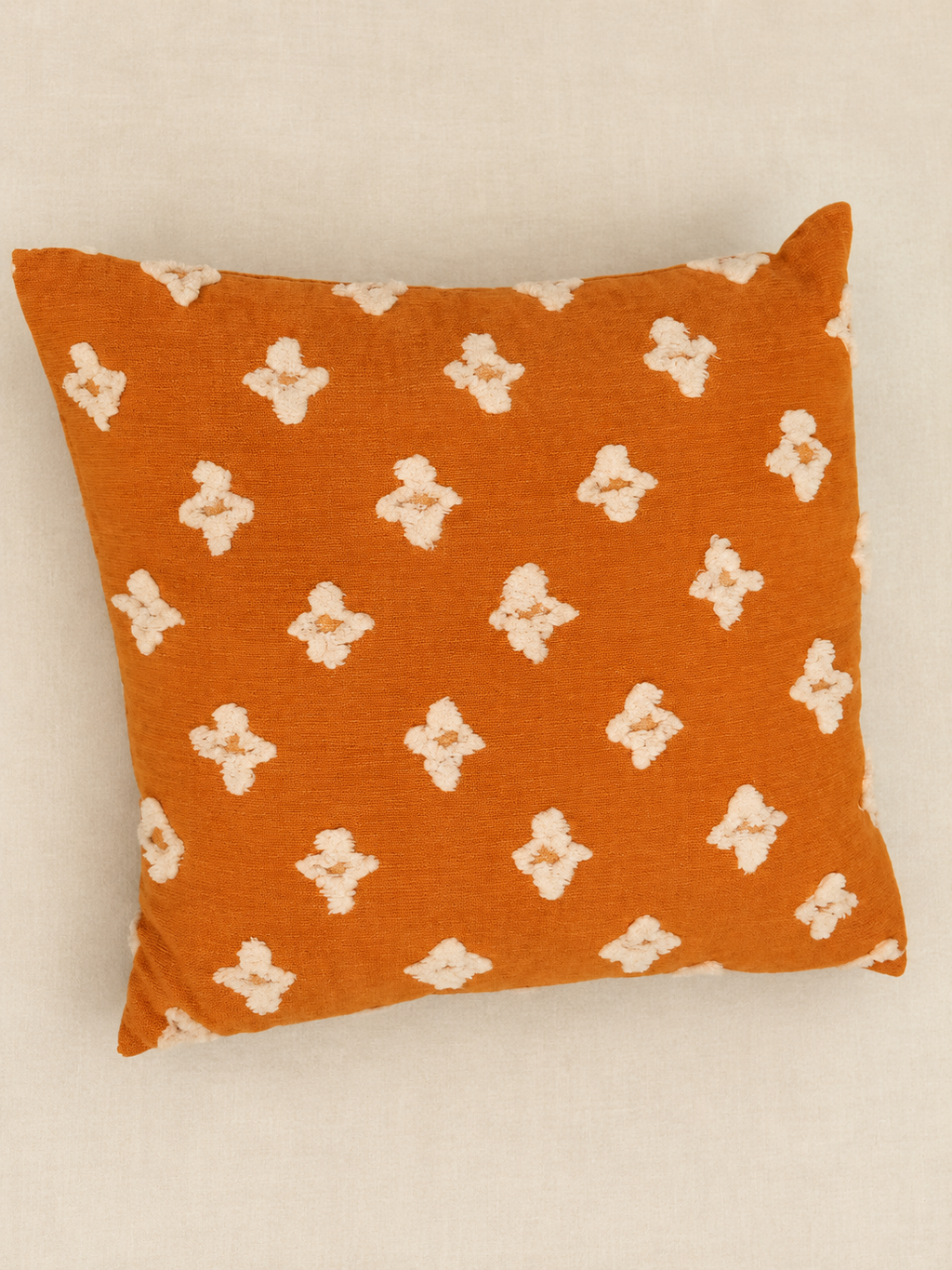 Decorative pillow (white Fluffy spots) — hero