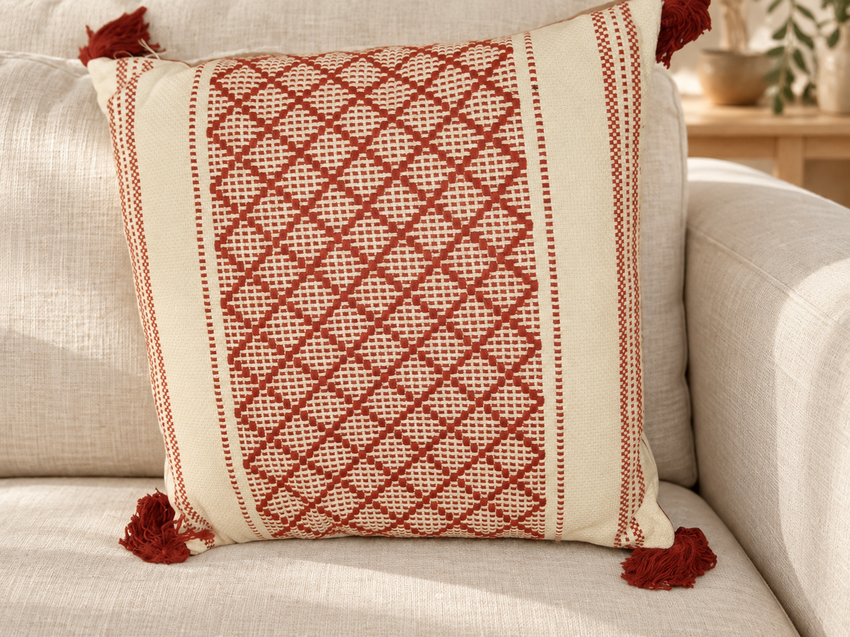 Decorative pillow (fluffy edges) — lifestyle