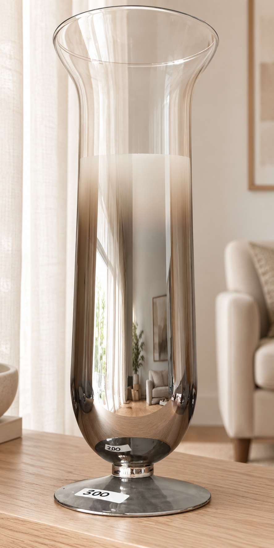 Vase — lifestyle