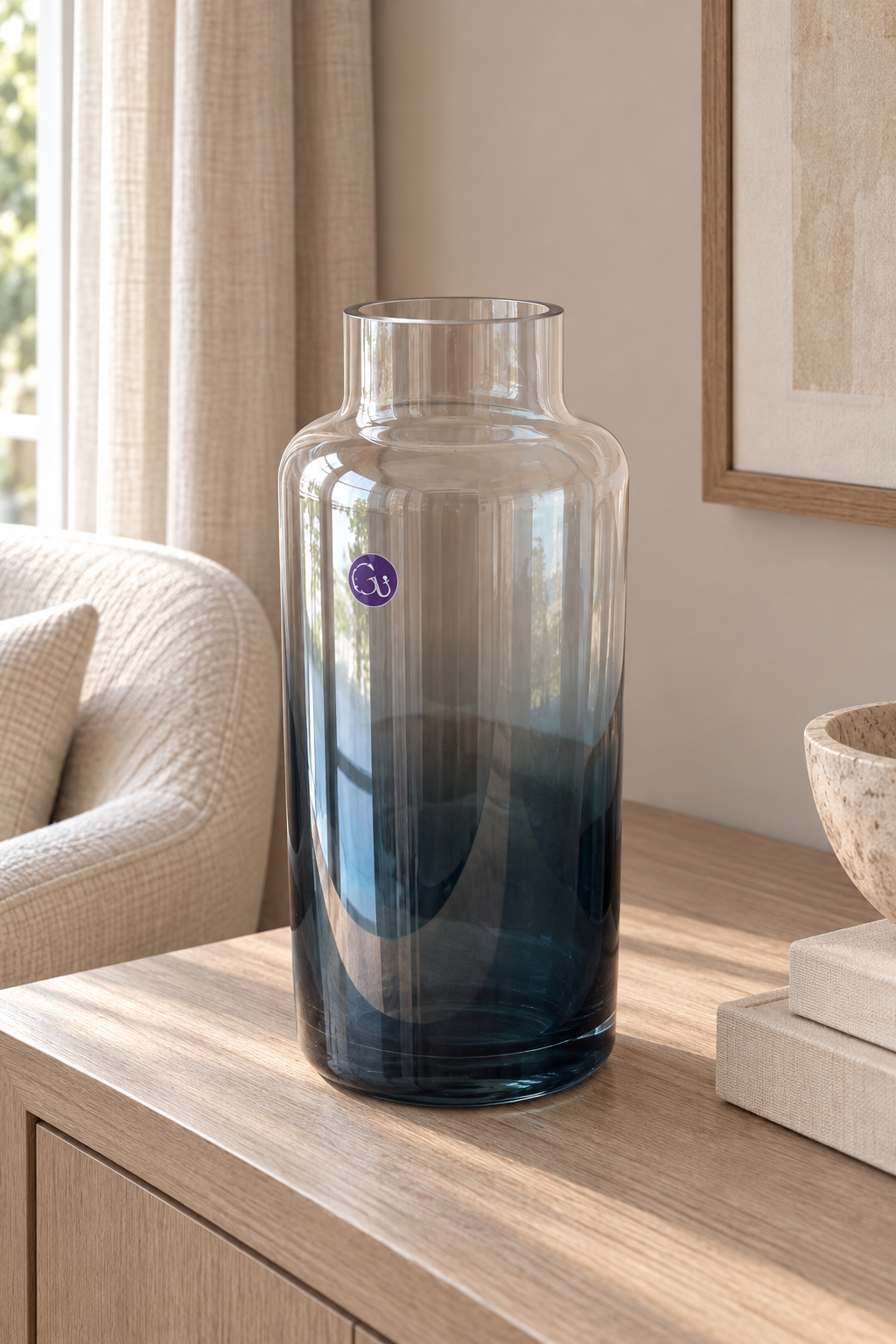 Vase — lifestyle