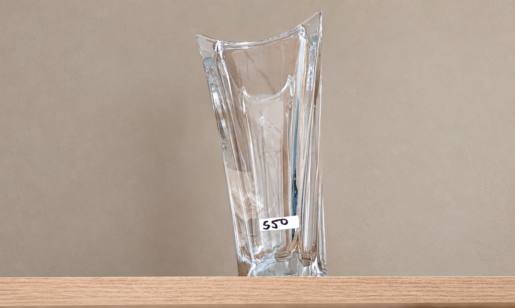 Vase — hero