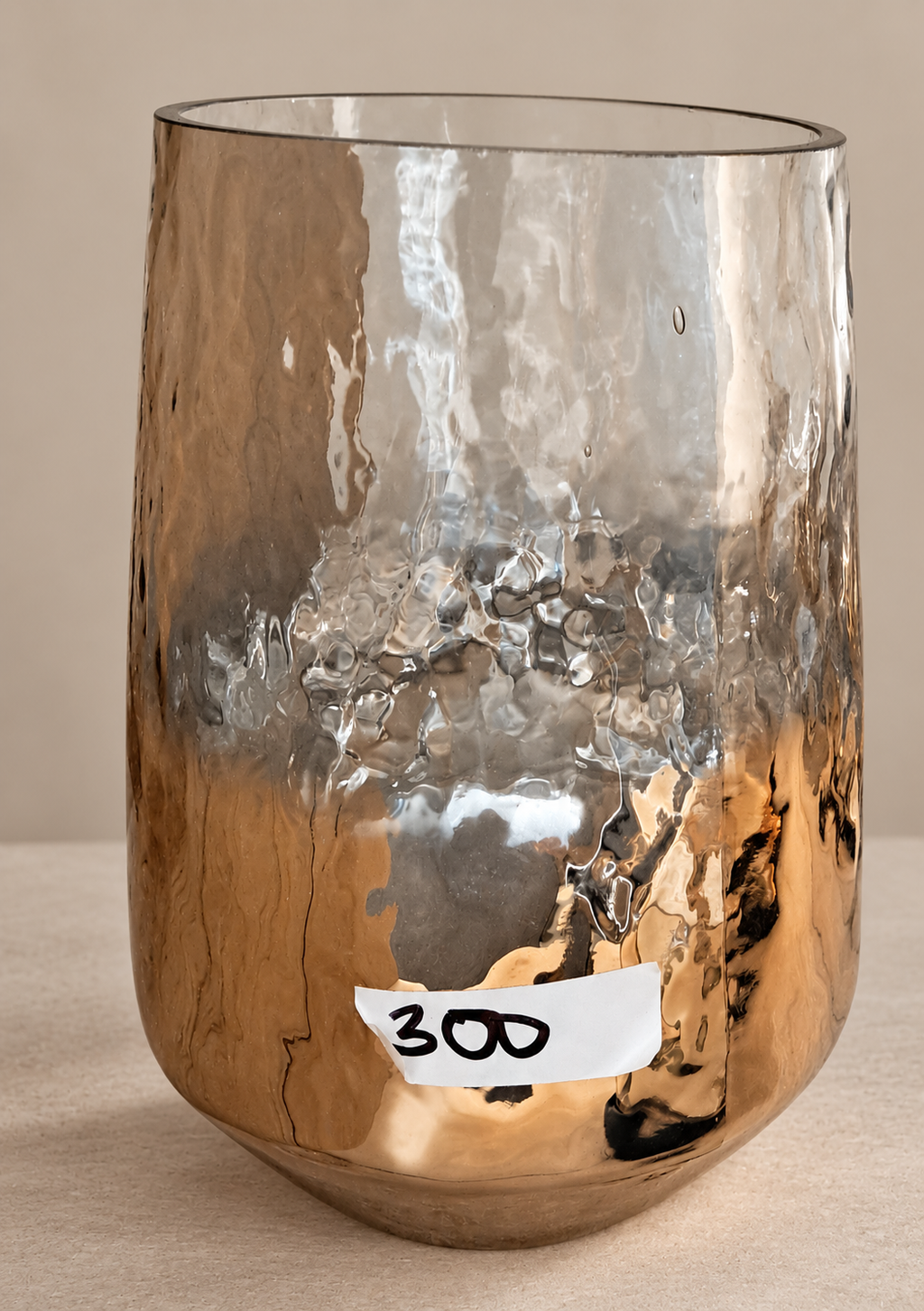 Vase — hero