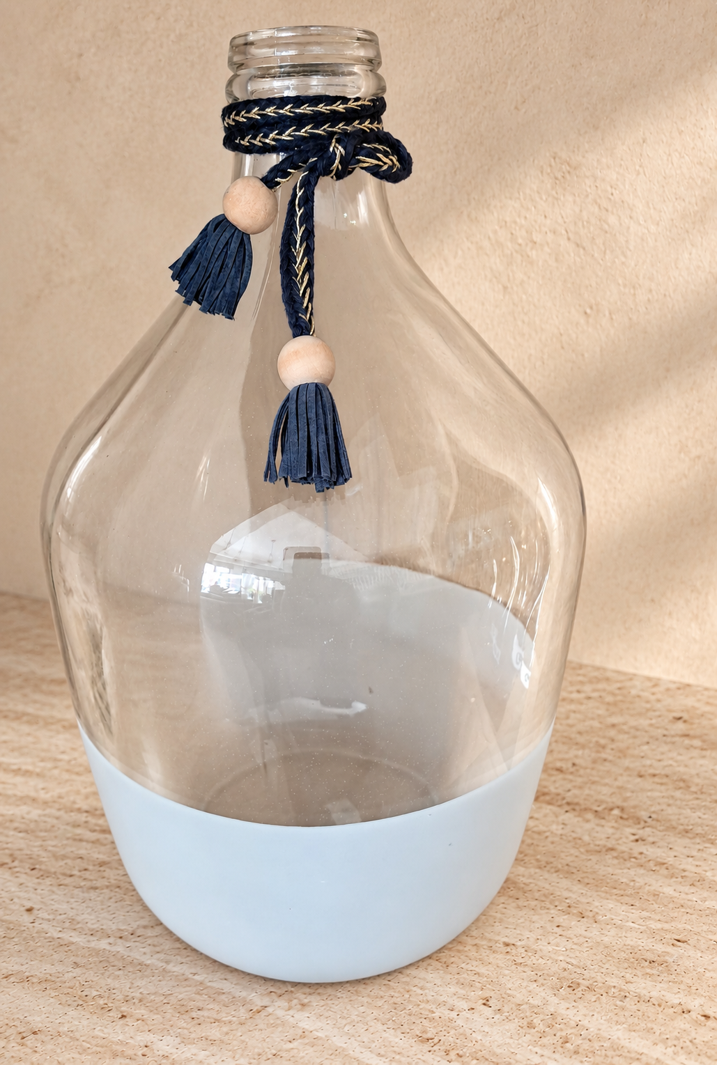 Vase — hero