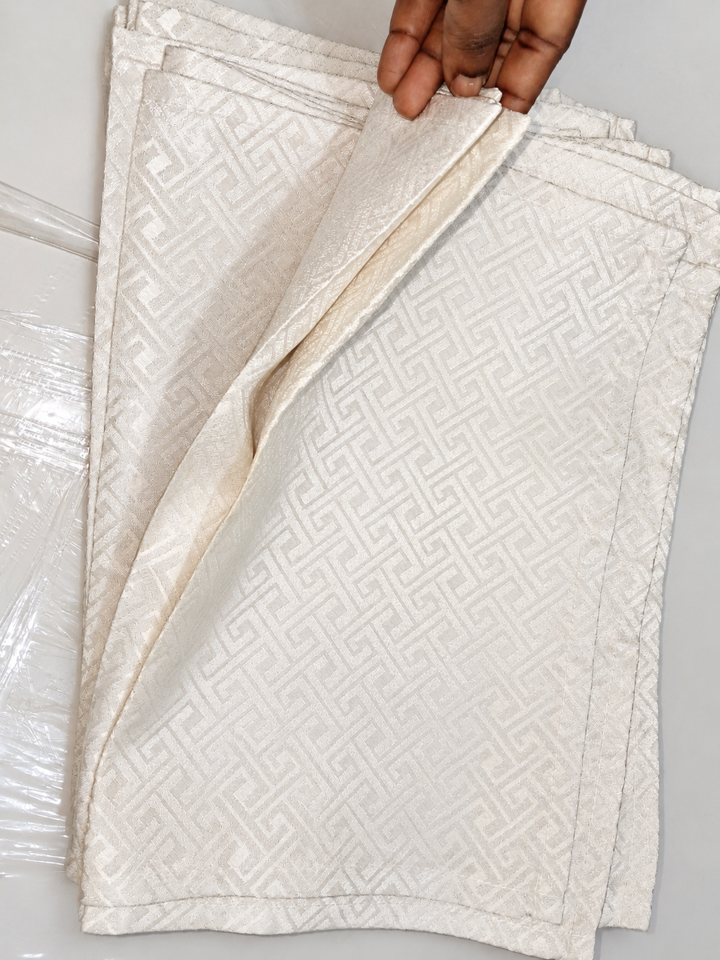 Table Mats Set — source enhancement