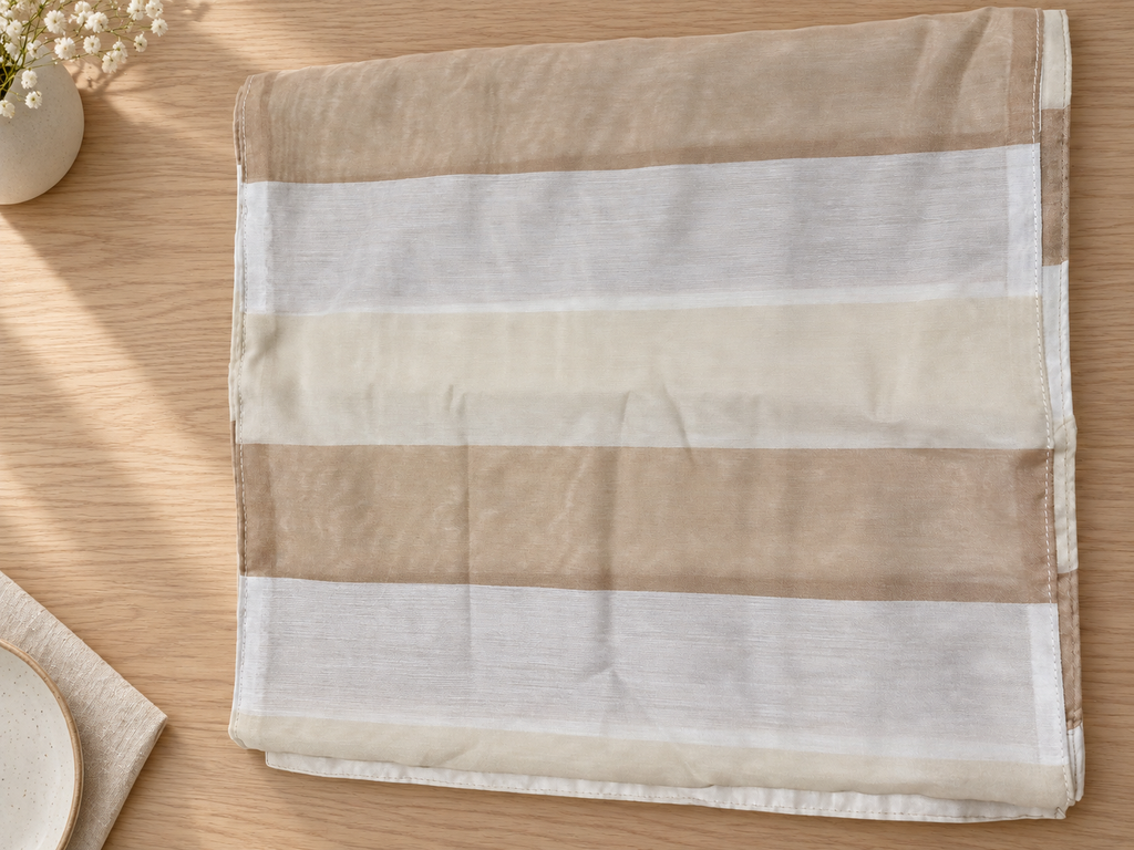 Table Runner — lifestyle