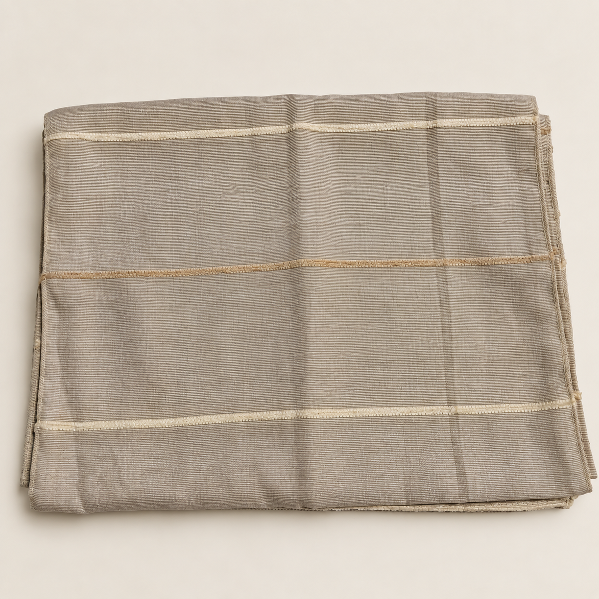 Table Runner — hero