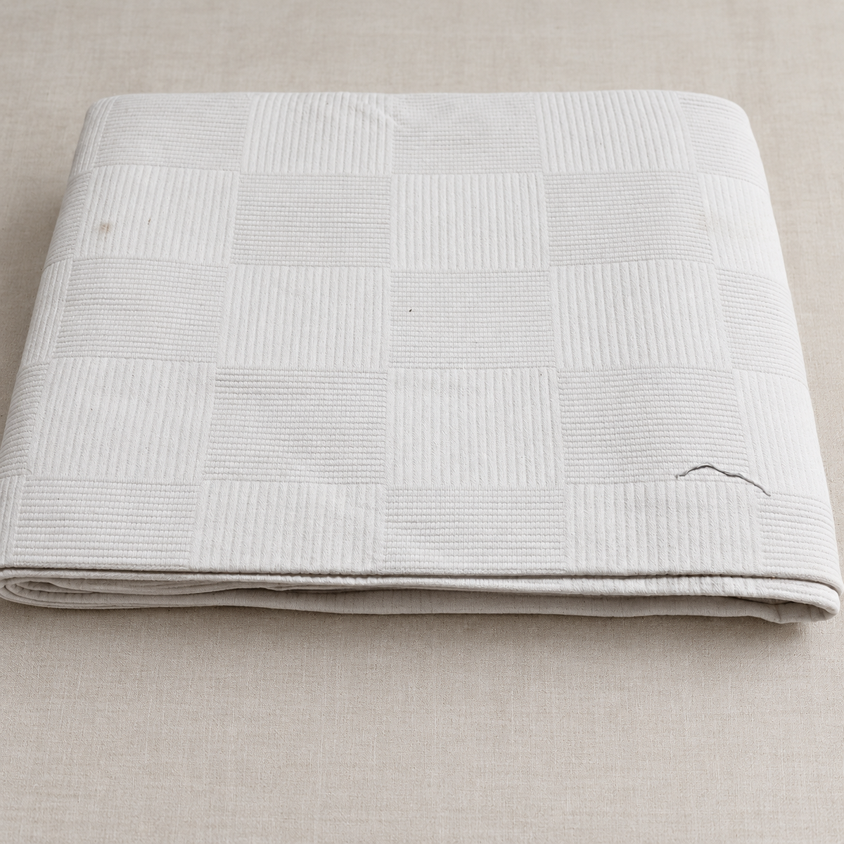 Bedspread — hero